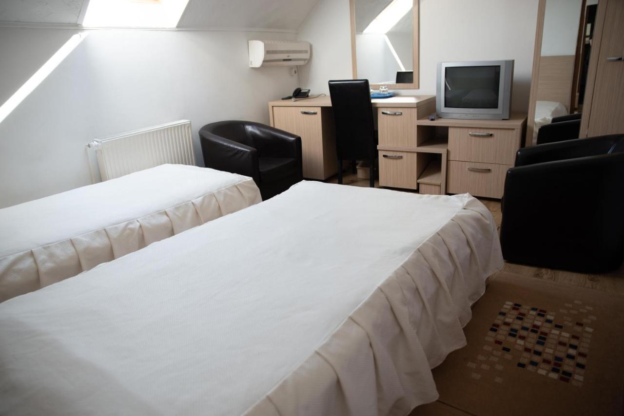 Motel Moara Veche Săcălăşeni Extérieur photo